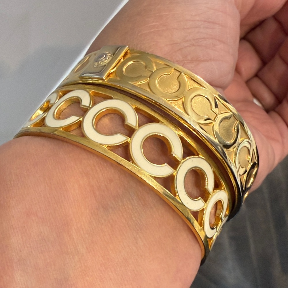 Two Coach gold tone bangles - Picture 8 of 14